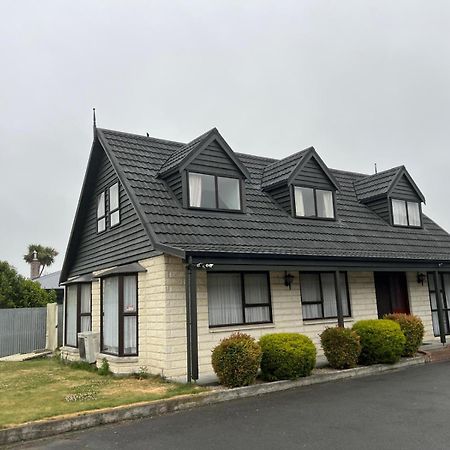 Academy Lodge Motel Ashburton Eksteriør bilde