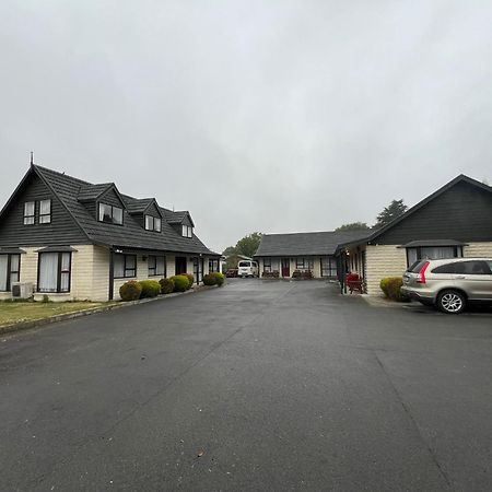 Academy Lodge Motel Ashburton Eksteriør bilde