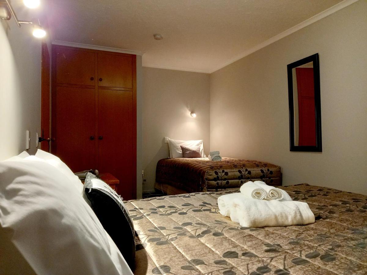 Academy Lodge Motel Ashburton Eksteriør bilde