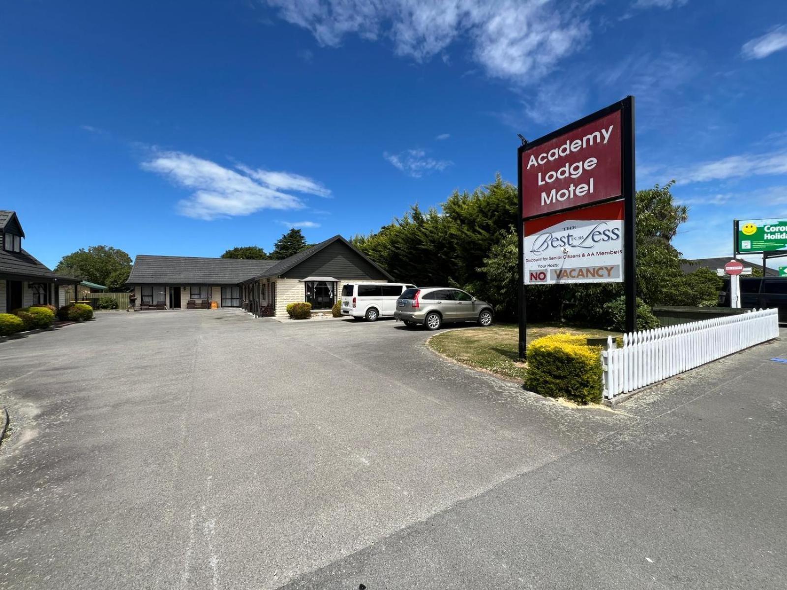 Academy Lodge Motel Ashburton Eksteriør bilde
