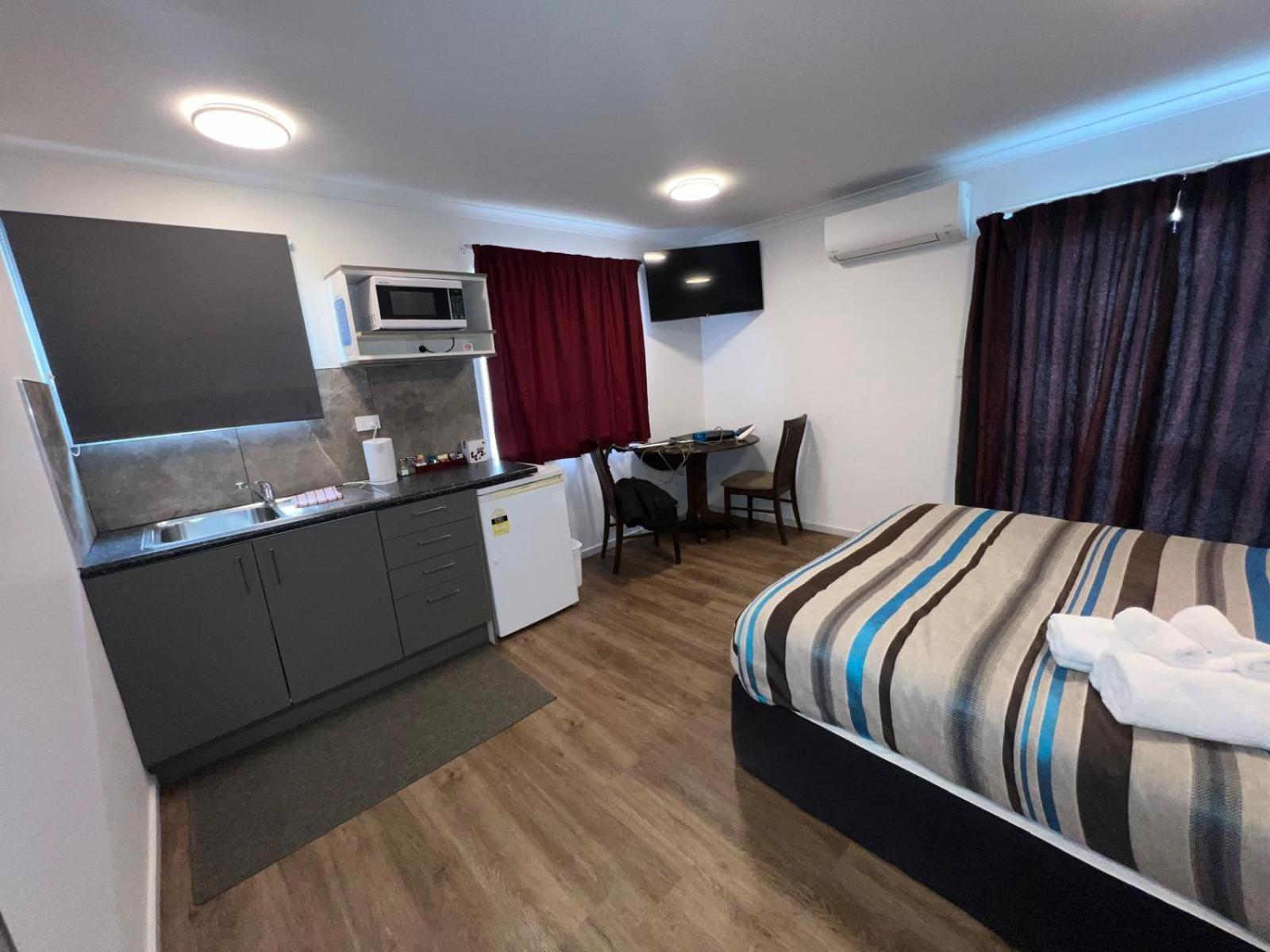 Academy Lodge Motel Ashburton Eksteriør bilde