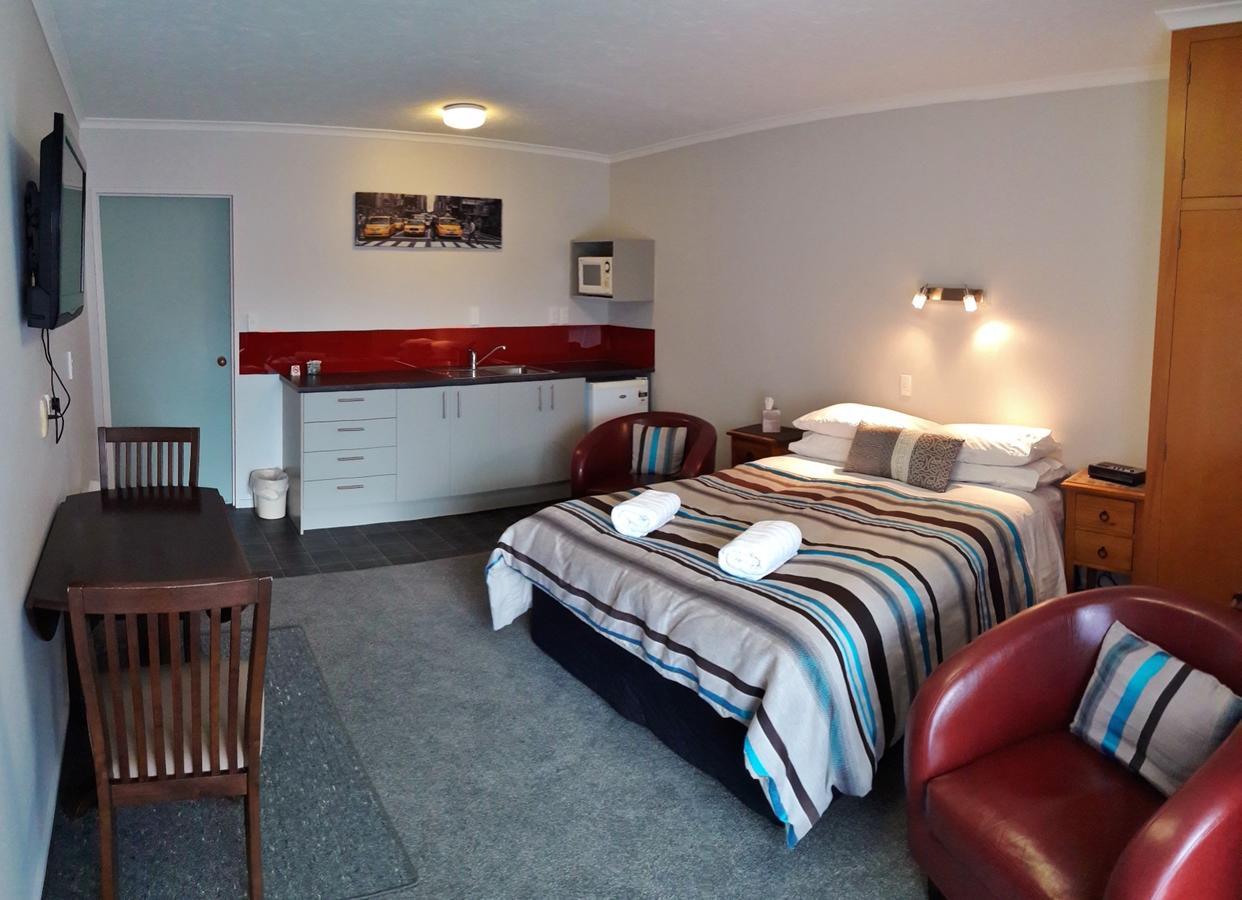 Academy Lodge Motel Ashburton Eksteriør bilde